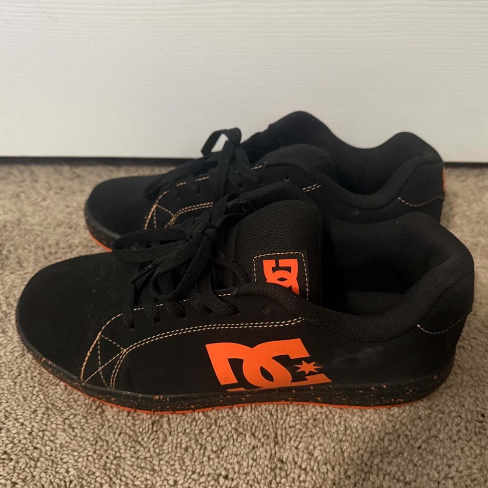 Dc shoes